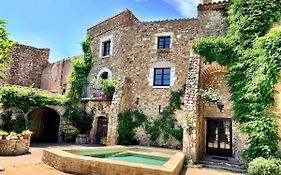 Els Racons Del Fort Castle In Wine Territory